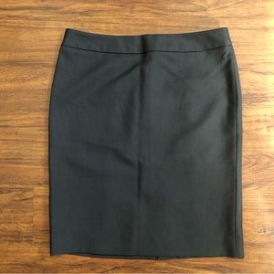 Edwards Signature Charcoal Gray Skirt NWT